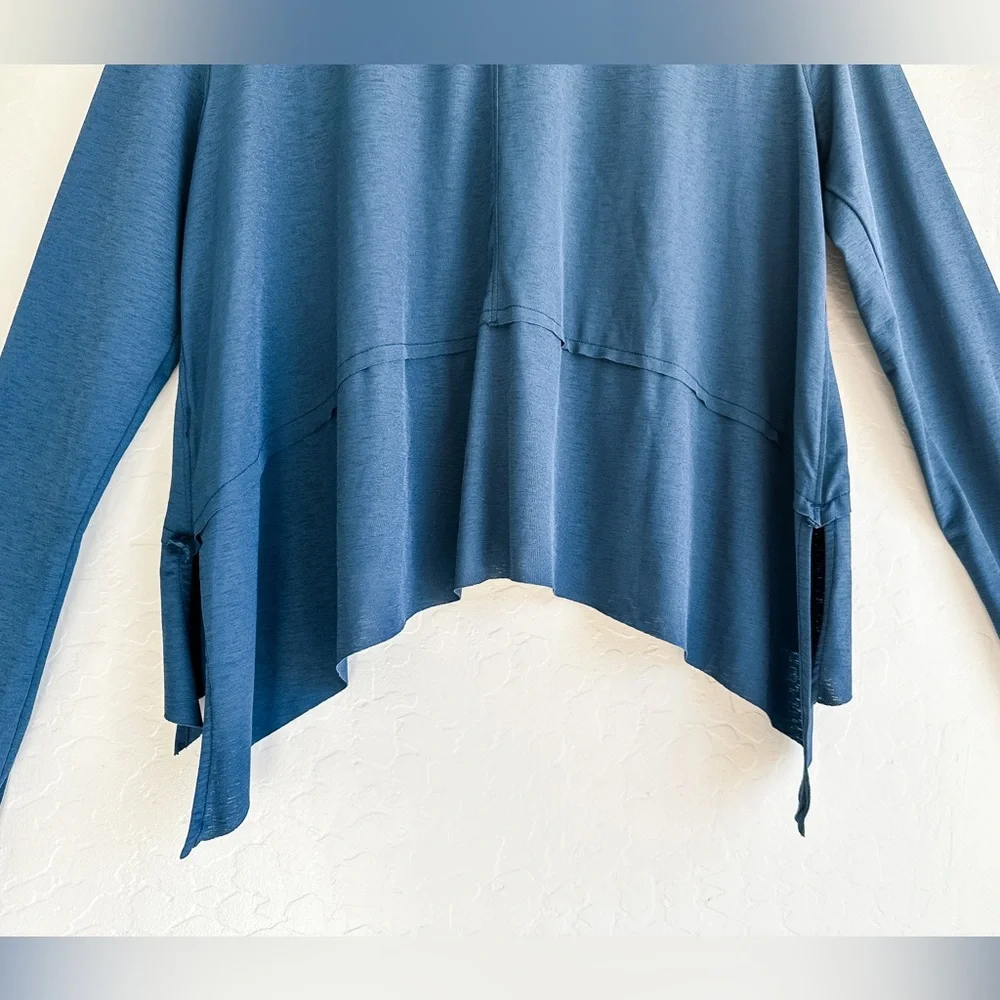 FREE PEOPLE Movement Tempo UV Protection Long Sleeve Top Navy Blue - Small - Picture 12 of 13